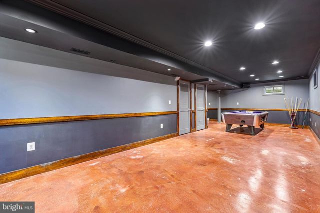 683 POWHATAN BEACH RD, Pasadena, MD 21122