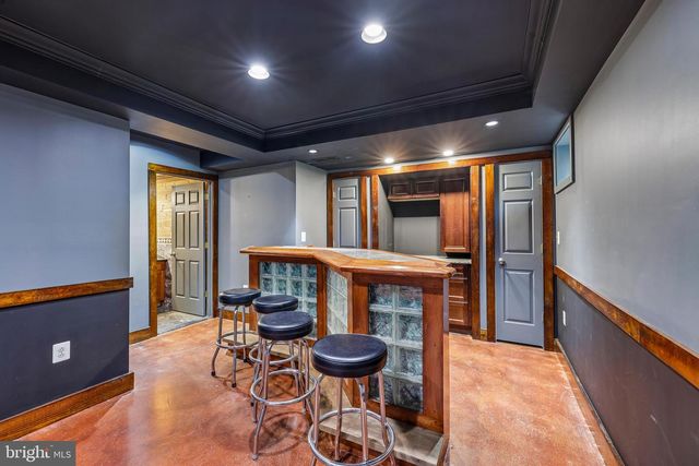 683 POWHATAN BEACH RD, Pasadena, MD 21122