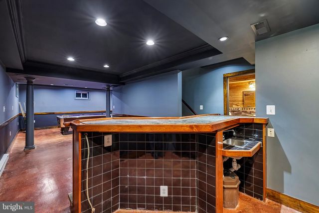 683 POWHATAN BEACH RD, Pasadena, MD 21122