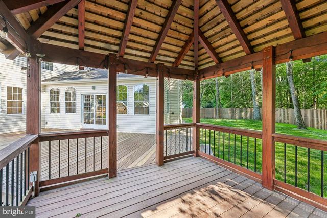 683 POWHATAN BEACH RD, Pasadena, MD 21122
