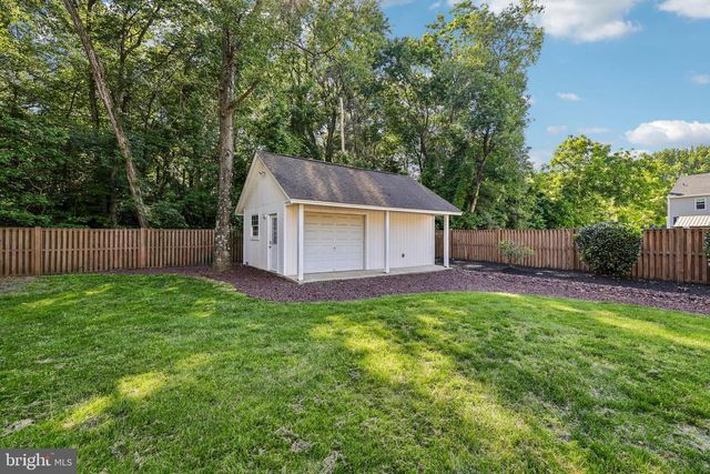 683 POWHATAN BEACH RD, Pasadena, MD 21122