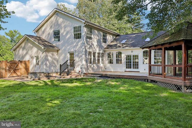 683 POWHATAN BEACH RD, Pasadena, MD 21122