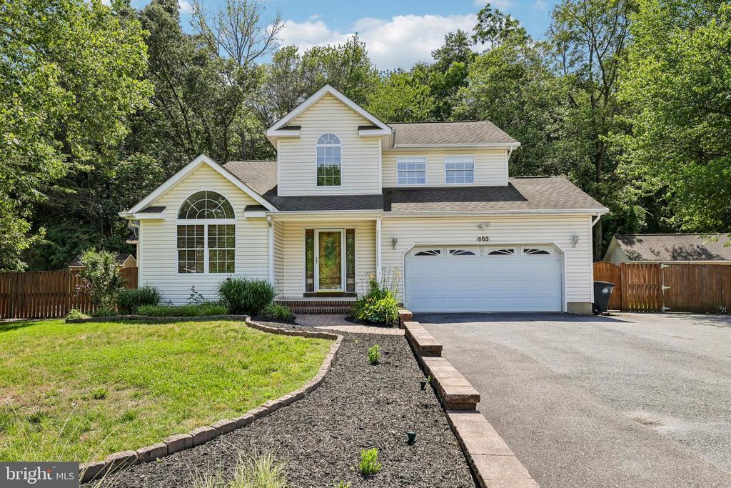 683 POWHATAN BEACH RD, Pasadena, MD 21122