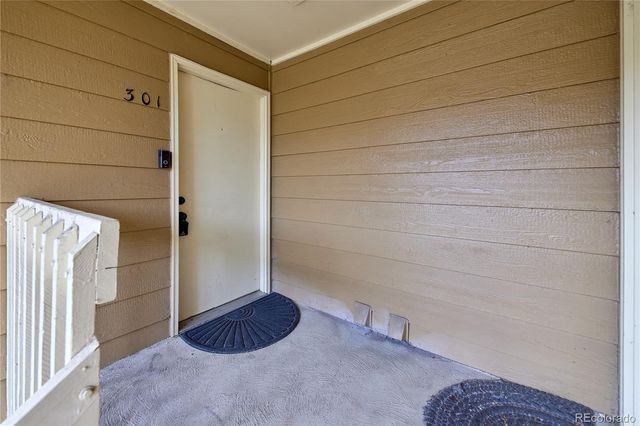 3021 S Ursula Circle 301, Aurora, CO 80014