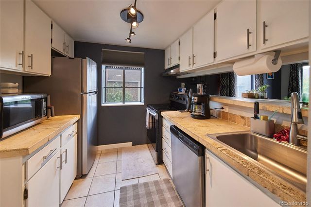 3021 S Ursula Circle 301, Aurora, CO 80014