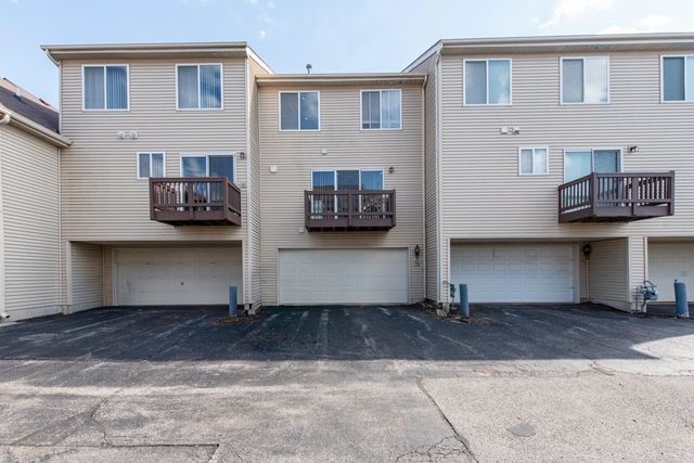572 Richard Brown Boulevard, Volo, IL 60073