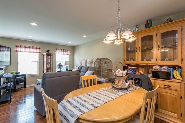 572 Richard Brown Boulevard, Volo, IL 60073