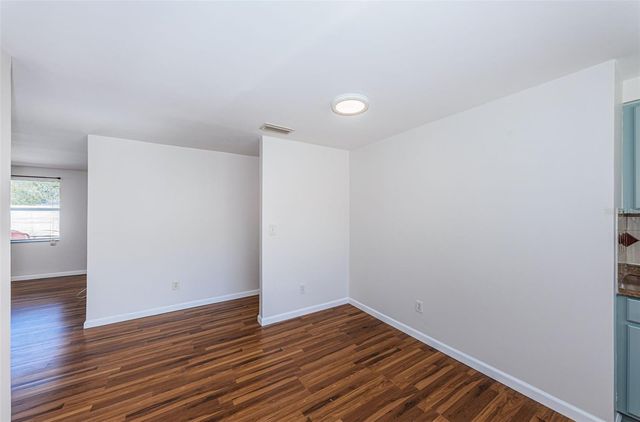 5200 6TH STREET S, St Petersburg, FL 33705