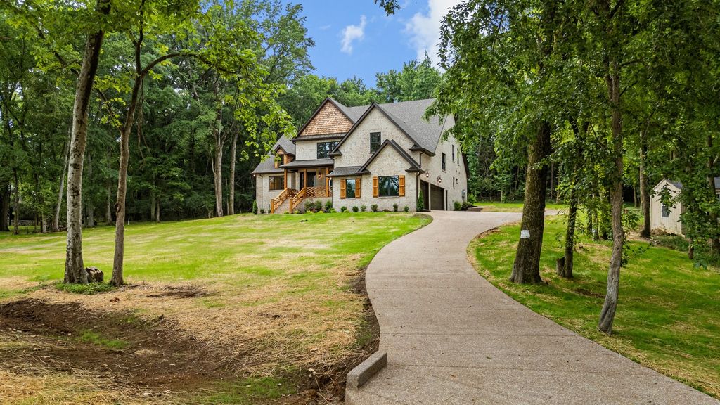 333 Burris Rd, Mount Juliet, TN 37122