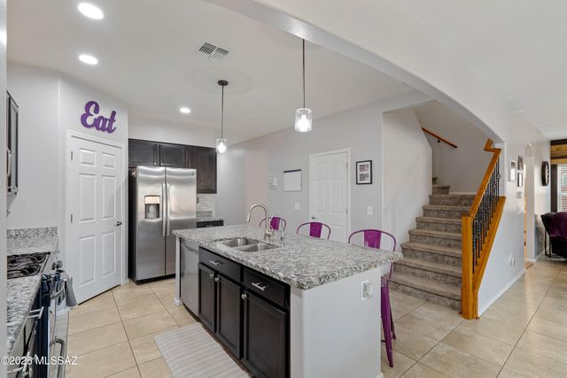 12223 E Metz Drive, Vail, AZ 85641