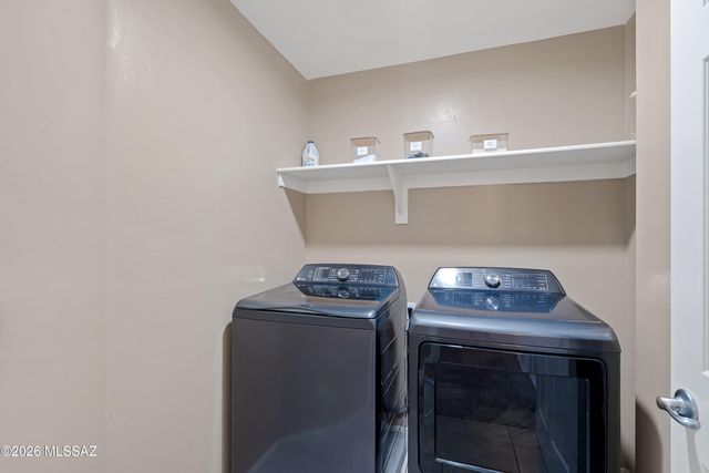 12223 E Metz Drive, Vail, AZ 85641