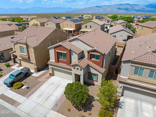 12223 E Metz Drive, Vail, AZ 85641