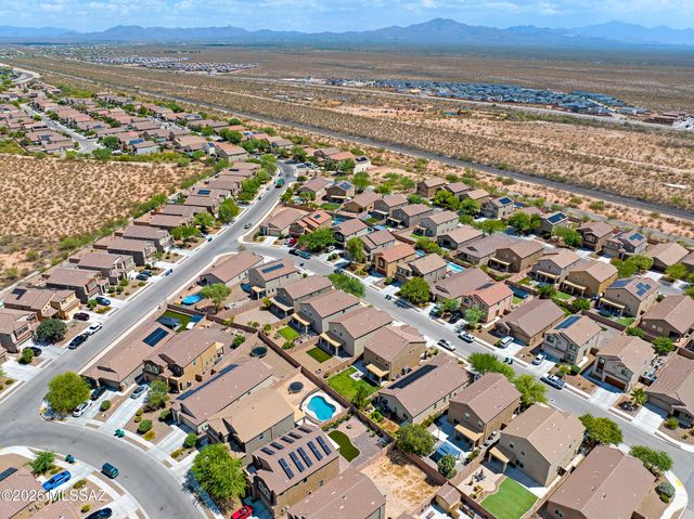 12223 E Metz Drive, Vail, AZ 85641
