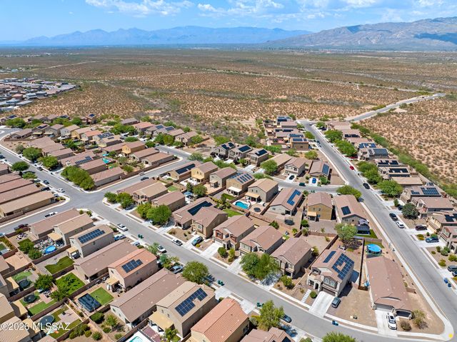 12223 E Metz Drive, Vail, AZ 85641