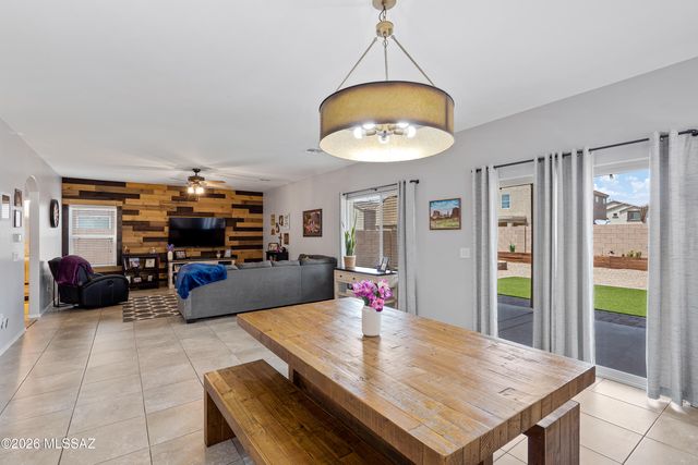 12223 E Metz Drive, Vail, AZ 85641