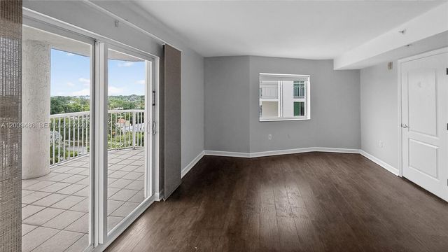 280 SW 20th Rd 904, Miami, FL 33129