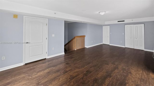 280 SW 20th Rd 904, Miami, FL 33129