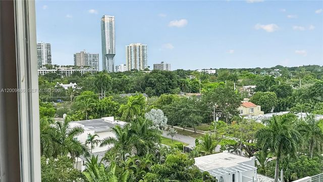 280 SW 20th Rd 904, Miami, FL 33129