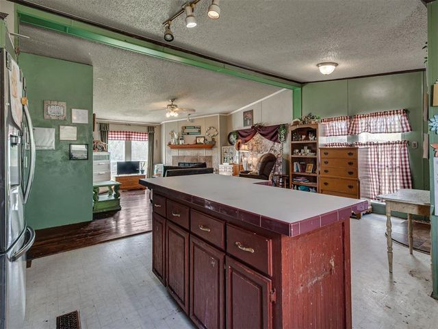 10000 E Maguire Road, Noble, OK 73068