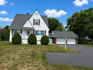2196 S Dye Road, Flint Twp, MI 48532