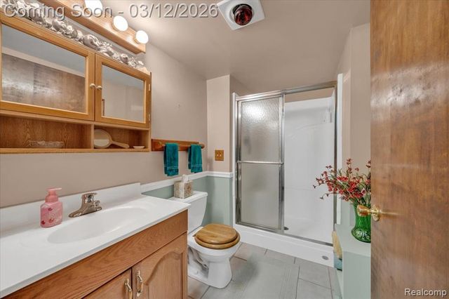 1351 Glen Oak Drive, Holly, MI 48442