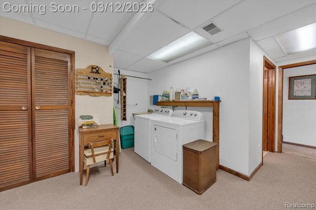 1351 Glen Oak Drive, Holly, MI 48442