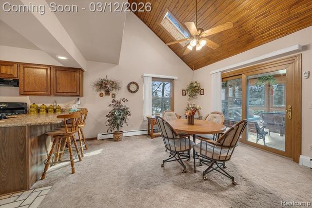 1351 Glen Oak Drive, Holly, MI 48442