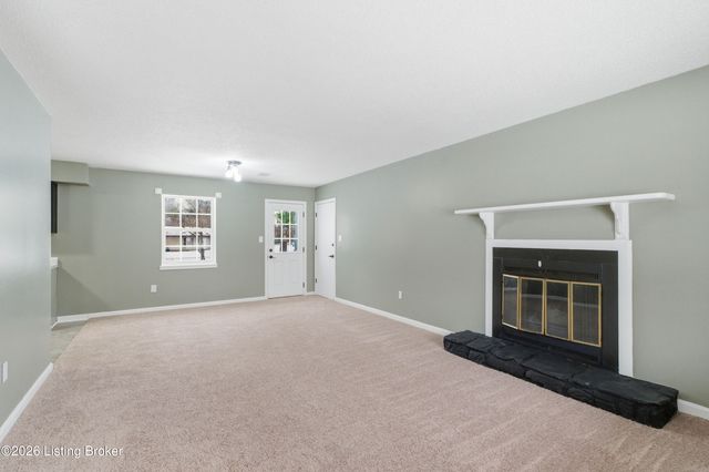 450 Pearman Ave, Radcliff, KY 40160