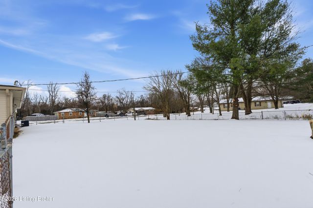 450 Pearman Ave, Radcliff, KY 40160