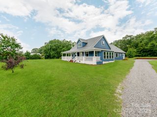 776 S Grove Street EXT, Lincolnton, NC 28092