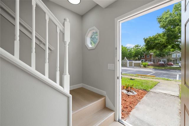 11757 WINDBOURNE CIRCLE, Orlando, FL 32837