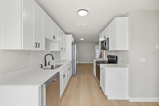 11757 WINDBOURNE CIRCLE, Orlando, FL 32837