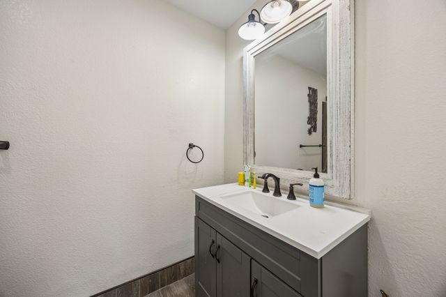 1730 Windswept Drive, Midlothian, TX 76065