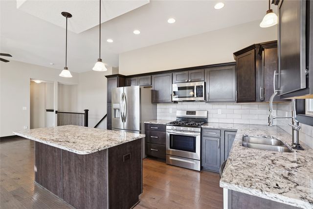 9772 Alderwood Drive, West Des Moines, IA 50266