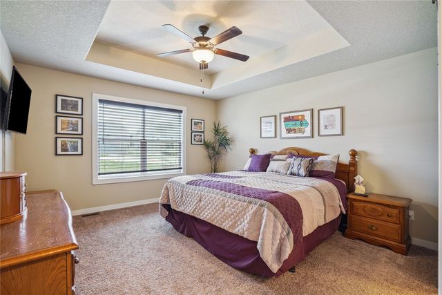 9772 Alderwood Drive, West Des Moines, IA 50266