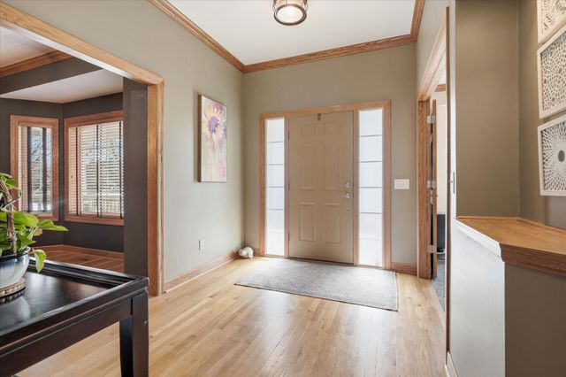 448 Singing Hills Drive SE, Lonsdale, MN 55046