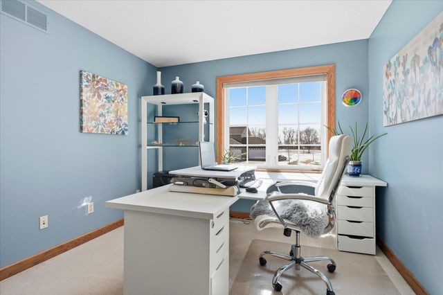 448 Singing Hills Drive SE, Lonsdale, MN 55046