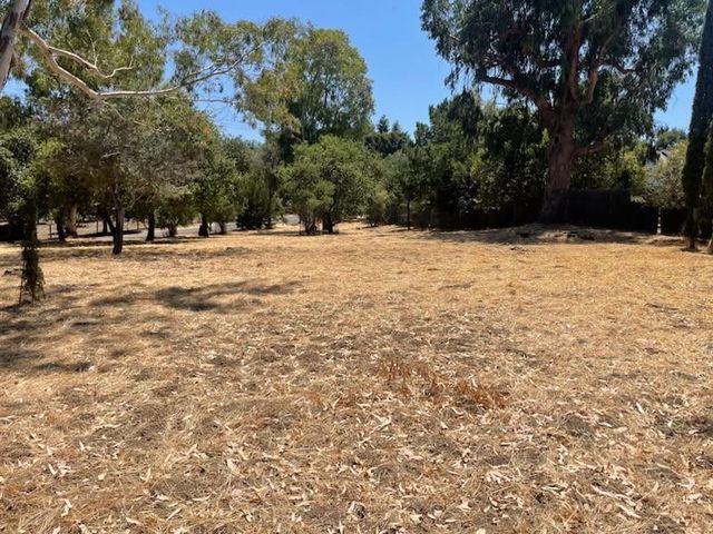 26731 Taaffe Road, Los Altos Hills, CA 94022