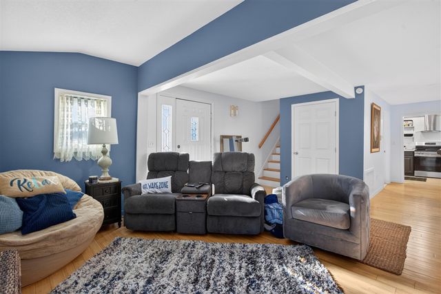 2090 Lake View Drive, Brooklyn, MI 49230