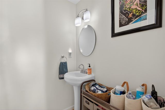 2090 Lake View Drive, Brooklyn, MI 49230