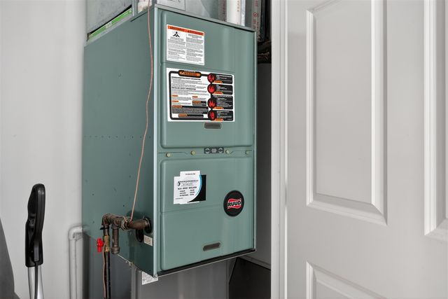 2090 Lake View Drive, Brooklyn, MI 49230