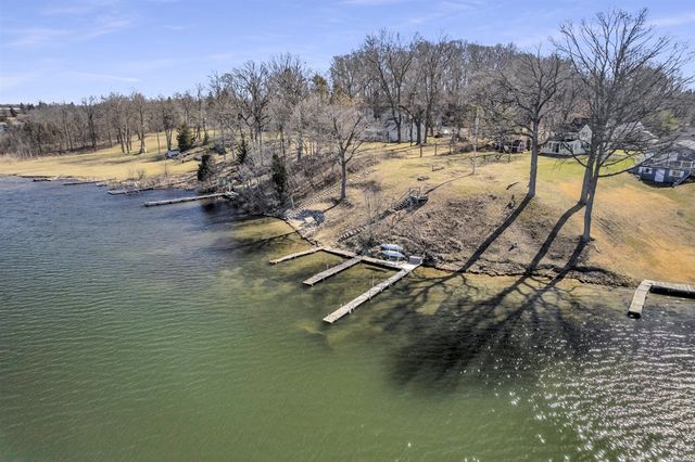 2090 Lake View Drive, Brooklyn, MI 49230