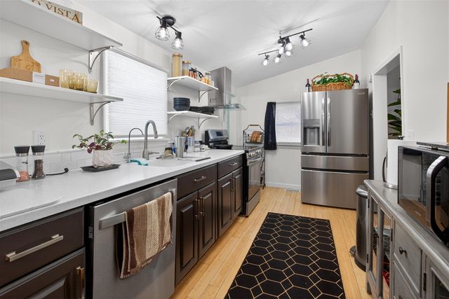 2090 Lake View Drive, Brooklyn, MI 49230