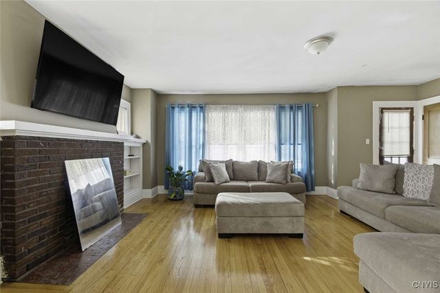 217-19 Valley Drive, Syracuse, NY 13207