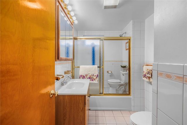 136 King Philip Road, East Providence, RI 02916