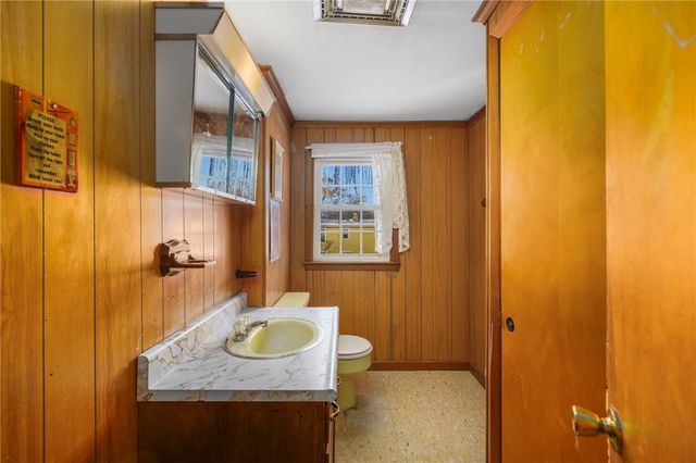 136 King Philip Road, East Providence, RI 02916