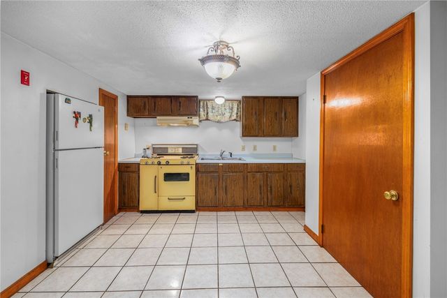 136 King Philip Road, East Providence, RI 02916