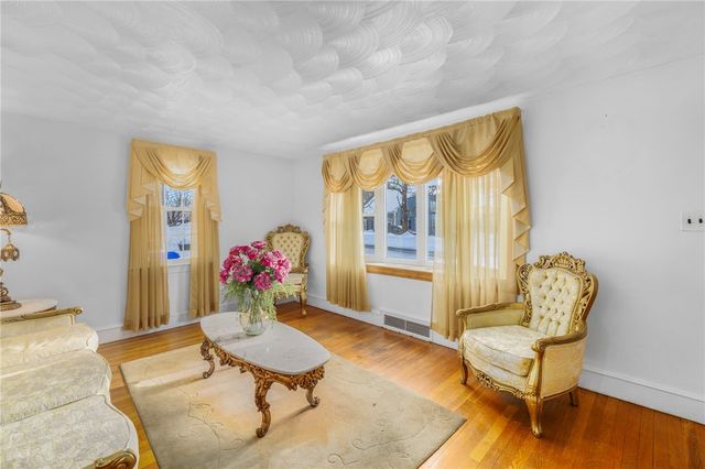 136 King Philip Road, East Providence, RI 02916