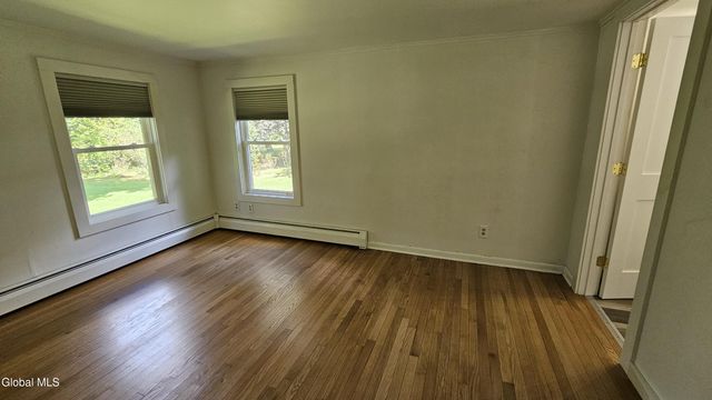 116 Tipple Rd, Ghent, NY 12075