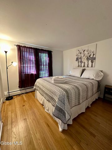 116 Tipple Rd, Ghent, NY 12075